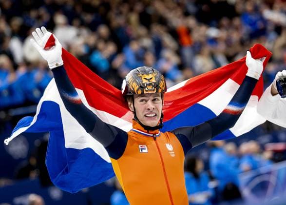 MILAN - Jens van t Wout during the 1000-meter short track Speed skating, Eisschnelllauf final at the Milan Ice Skating Area at the Milan Winter Olympics. ROBIN VAN LONKHUIJSEN ANP xVIxANPxSportx xxANPxIVx 550496899 originalFilename: 550496899.jpg