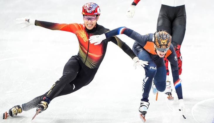 2026-02-12 - Milano Cortina 2026 Winter Olympics MILAN, ITALY - FEBRUARY 12: Jens van t Wout of Netherlands, Long Sun of China performing on the Short Track Speed skating, Eisschnelllauf Men s 1000m Finals during the Milano Cortina 2026 Winter Olympics at the Milano Ice Skating Arena on February 12, 2026 in Milan, Italy Milan Milano Ice Skating Arena Italy Content not available for redistribution in The Netherlands directly or indirectly through any third parties. Copyright: xAndrexWeeningx