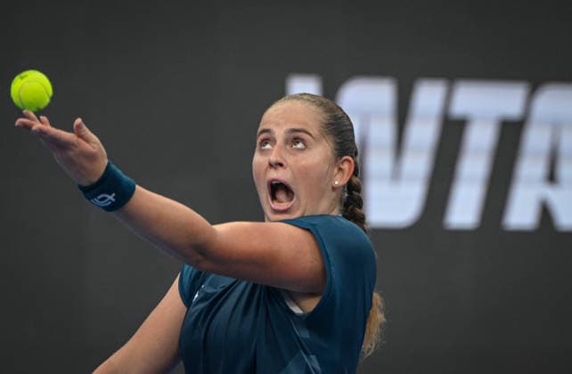 Qatar TotalEnergies Open 2026 - Day Five DOHA, QATAR FEBRUARY 12: Jelena Ostapenko of Latvia competes against Elisabetta Cocciaretto of Italy in the quarterfinals on Day Five of the Qatar TotalEnergies Open, part of the Hologic WTA, Tennis Damen Tour, at the Khalifa International Tennis and Squash Complex on February 12, 2026 in Doha, Qatar. Doha Qatar  Copyright: xArturxWidakx originalFilename:widak-qatartot260212_npBGx.jpg