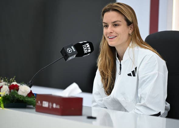 Qatar TotalEnergies Open 2026 - Day Five DOHA, QATAR FEBRUARY 12: Maria Sakkari of Greece during a press conference, PK, Pressekonferenz following her win to Iga Swiatek of Poland in the quarterfinal on Day Five of the Qatar TotalEnergies Open, part of the Hologic WTA, Tennis Damen Tour, at the Khalifa International Tennis and Squash Complex on February 12, 2026 in Doha, Qatar. Doha Qatar  Copyright: xArturxWidakx originalFilename:widak-qatartot260212_npQbe.jpg