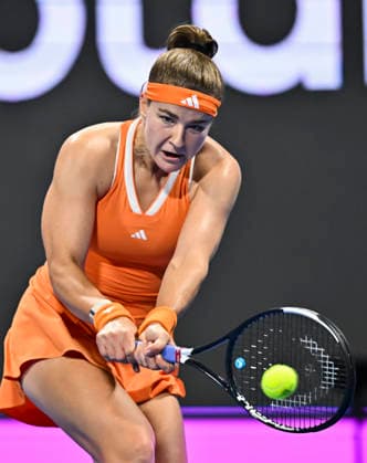 February 12, 2026, Doha, Qatar: Karolina Muchova of the Czech Republic plays against Anna Kalinskaya of Russia (not in view) during their quarterfinal match at the WTA, Tennis Damen Qatar TotalEnergies Open 2026 tennis tournament at the Khalifa International Tennis Complex. Karolina Muchovawon against Anna Kalinskaya. 6-3,6-4. Doha Qatar - ZUMAs197 20260212_aaa_s197_209 Copyright: xNoushadxVariyattiyakkalx