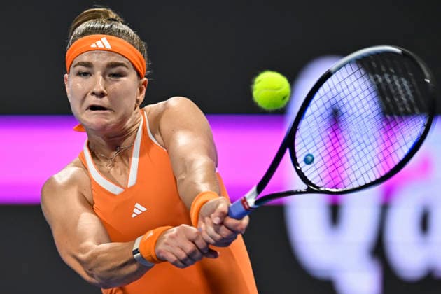 February 12, 2026, Doha, Qatar: Karolina Muchova of the Czech Republic plays against Anna Kalinskaya of Russia (not in view) during their quarterfinal match at the WTA, Tennis Damen Qatar TotalEnergies Open 2026 tennis tournament at the Khalifa International Tennis Complex. Karolina Muchovawon against Anna Kalinskaya. 6-3,6-4. Doha Qatar - ZUMAs197 20260212_aaa_s197_236 Copyright: xNoushadxVariyattiyakkalx