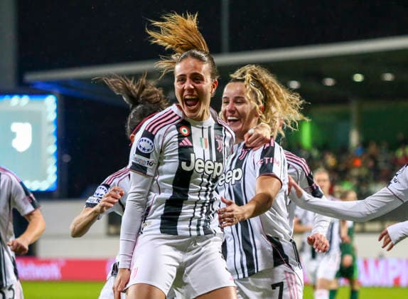 Germany Football UEFA Women™s Champions League 2025 2026, Playoffs VfL Wolfsburg vs Juventus AOK Stadion Wolfsburg Goal celebration Ana Capeta Juventus, 7 Amalie Vangsgaard Juventus, 14 Barbara Bonansea Juventus, 11 Mathilde Harviken Juventus, 5 Emma Godo Emma Godo Juventus, 17 Wolfsburg Copyright: xAymanxAlahmedx