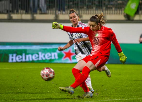 Germany Football UEFA Women™s Champions League 2025 2026, Playoffs VfL Wolfsburg vs Juventus AOK Stadion Wolfsburg Stina Johannes VfL Wolfsburg Women, 1 Wolfsburg Copyright: xAymanxAlahmedx