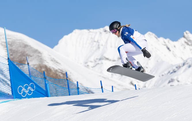 OLYMPICS - Winter Olympic Games, Olympische Spiele, Olympia, OS Milano Cortina 2026 LIVIGNO,ITALY,13.FEB.26 - OLYMPICS, SNOWBOARD - Winter Olympic Games Milano Cortina 2026, Snowboard Cross, women, qualification. Image shows Danielsson Iafrate (FRA).  GEPAxpictures xHaraldxSteiner