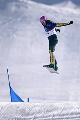 2026 WINTER Olympic Games, Olympische Spiele, Olympia, OS Josie Baff of Australia during the Women™s Snowboard Cross Seeding runs at the Livigno Snow Park on day 7 of the 2026 Milano Cortina Winter Olympic Games in Livigno, Italy, Wednesday, February 11, 2026. ( NO ARCHIVING, EDITORIAL USE ONLY LIVIGNO SONDRIO ITALY  Copyright: xDANxHIMBRECHTSx 20260213165930822017
