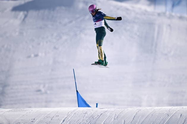 2026 WINTER Olympic Games, Olympische Spiele, Olympia, OS Josie Baff of Australia during the Women™s Snowboard Cross Seeding runs at the Livigno Snow Park on day 7 of the 2026 Milano Cortina Winter Olympic Games in Livigno, Italy, Wednesday, February 11, 2026. ( NO ARCHIVING, EDITORIAL USE ONLY LIVIGNO SONDRIO ITALY  Copyright: xDANxHIMBRECHTSx 20260213195579109310