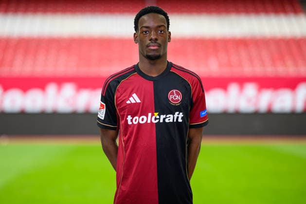 11 02 2026 1 FC Nuremberg FCN Club 2 Football Bundesliga BL Season 2025 2026 Photo montage of portrait and stadium background Photo appointment Portrait appointment Presentation Press appointment Single photo Single photo Portrait Portrait headshot Rabby Nzingoula 22, 1 FC Nuremberg FCN