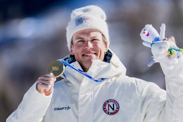 OLYMPICS - Winter Olympic Games, Olympische Spiele, Olympia, OS Milano Cortina 2026 TESERO,ITALY,13.FEB.26 - OLYMPICS, NORDIC SKIING, CROSS COUNTRY SKIING - Winter Olympic Games Milano Cortina 2026, 10km men, interval start free, medal ceremony. Image shows Johannes Hoesflot Klaebo (NOR).  GEPAxpictures xMatthiasxTrinkl