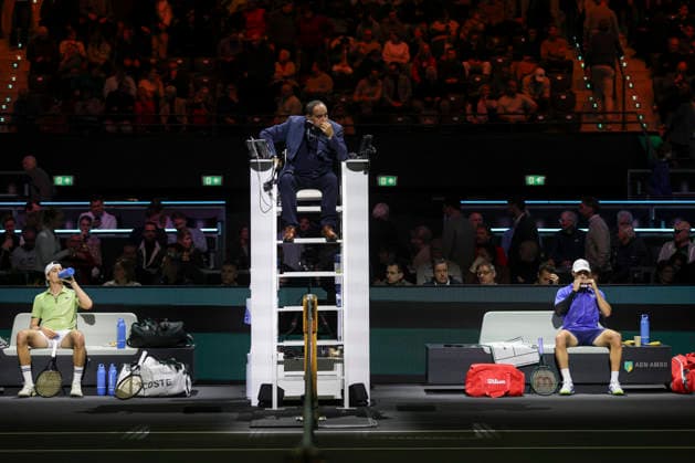 ABN AMRO Open 2026 Ugo Humbert of France spotted in resting during the tennis game at the Men s Single category, a match against Christopher O Connell of Australia at the indoor ATP500 tournament ABN AMRO Open 2026 in Ahoy arena venue. Rotterdam, the Netherlands on February 13, 2026 Rotterdam Netherlands  Copyright: xNicolasxEconomoux originalFilename:economou-notitle260213_npm5t.jpg
