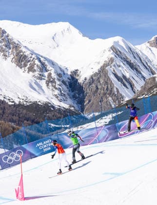 OLYMPICS - Winter Olympic Games, Olympische Spiele, Olympia, OS Milano Cortina 2026 LIVIGNO,ITALY,13.FEB.26 - OLYMPICS, SNOWBOARD - Winter Olympic Games Milano Cortina 2026, Snowboard Cross, women, final. Image shows Lea Casta (FRA), Pia Zerkhold (AUT) and Jana Fischer (GER).  GEPAxpictures xHaraldxSteiner