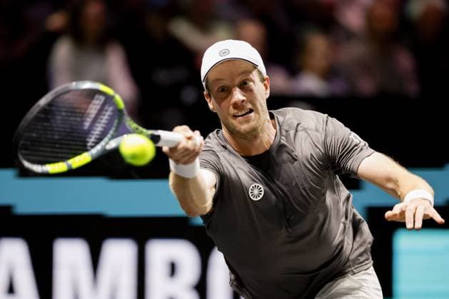 ROTTERDAM - Botic van de Zandschulp in action against Alex De Minaur during the quarterfinals on the fifth day of the ABN AMRO tennis tournament in Ahoy Rotterdam. BAS CZERWINSKI ANP xVIxANPxSportx xxANPxIVx 550577735 originalFilename: 550577735.jpg