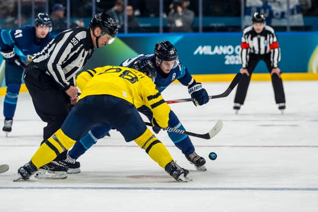 February 13, 2026, Milan, Lombardy, Italy: Team Finland plays against Team Sweden in the Preliminary Round Group B at the Milano Santagiulia Ice hockey, Eishockey Arena in MILAN, Italy during the 2026 Milano Cortina Winter Olympics. Finland defeated Sweden, 4:1. Milan Italy - ZUMAa161 20260213_oly_a161_167 Copyright: xWalterxG.xArcex