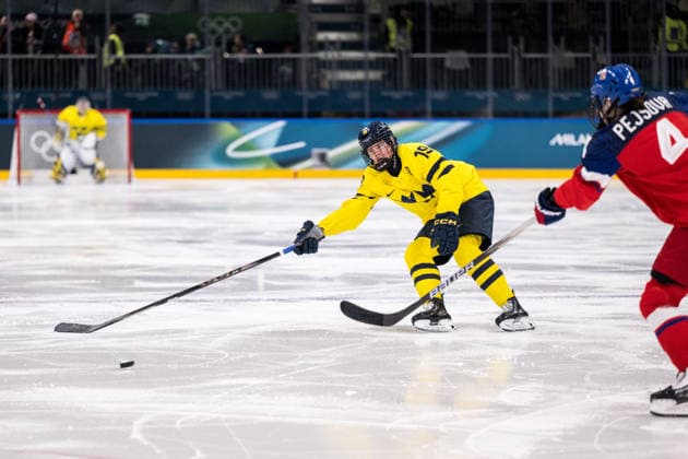 260213 Sara Hjalmarsson of Sweden in the women s Ice hockey, Eishockey quarter final between Sweden and Czech Republic during day 7 of the 2026 Winter Olympics on February 13, 2026 in Milan. Photo: Emma Wallskog BILDBYRAN kod EW EW0632 ishockey ice hockey Olympic Games, Olympische Spiele, Olympia, OS olympics winter olympics os ol olympiska spel vinter-os olympiske leker milano cortina 2026 milan cortina 2026 milano cortina 2026 olympic games milano cortina 2026 winter olympic games milano cortina-os milano cortina-ol vinter-ol 7 bbeng sverige sweden dam tjeckien czech republic quarter final kvartsfinal *** 260213 Sara Hjalmarsson of Sweden in the women s ice hockey quarter final between Sweden and Czech Republic during day 7 of the 2026 Winter Olympics on February 13, 2026 in Milan Photo Emma Wallskog BILDBYRAN kod EW EW0632 ishockey ice hockey olympic games olympics winter olympics os ol olympiska spel vinter os olympiske leker milano cortina 2026 milan cortina 2026 milano cortina 2026 olympic games milano cortina 2026 winter olympic games milano cortina os milano cortina ol vinter ol 7 bbeng sverige sweden dam tjeckien czech republic quarter final kvartsfinal  Copyright: EMMAxWALLSKOG BB260213EW091