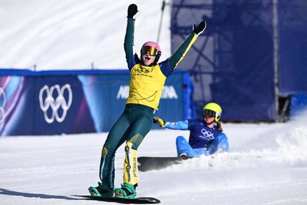2026 WINTER Olympic Games, Olympische Spiele, Olympia, OS Josie Baff of Australia celebrates after winning the Gold medal in the Women™s Snowboard Cross Final at the Livigno Snow Park on day 7 of the 2026 Milano Cortina Winter Olympic Games in Livigno, Italy, Wednesday, February 11, 2026. ( NO ARCHIVING, EDITORIAL USE ONLY LIVIGNO SONDRIO ITALY  Copyright: xDANxHIMBRECHTSx 20260214150361307002