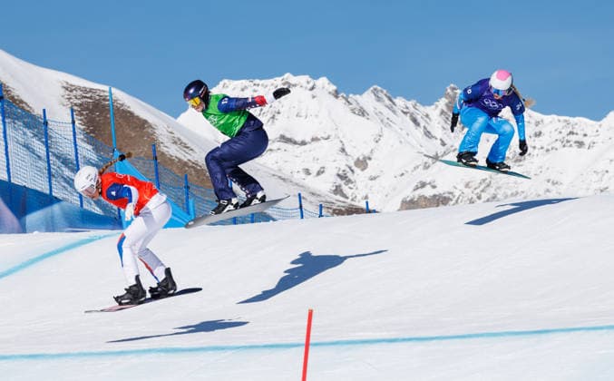 OLYMPICS - Winter Olympic Games, Olympische Spiele, Olympia, OS Milano Cortina 2026 LIVIGNO,ITALY,13.FEB.26 - OLYMPICS, SNOWBOARD - Winter Olympic Games Milano Cortina 2026, Snowboard Cross, women, final. Image shows Julia Nirani-Pereira (FRA), Stacy Gaskill (USA) and Lisa Francesia Boirai (ITA).  GEPAxpictures xHaraldxSteiner