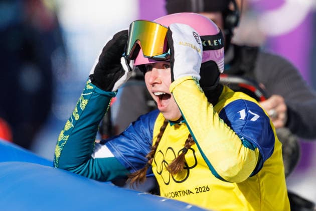 OLYMPICS - Winter Olympic Games, Olympische Spiele, Olympia, OS Milano Cortina 2026 LIVIGNO,ITALY,13.FEB.26 - OLYMPICS, SNOWBOARD - Winter Olympic Games Milano Cortina 2026, Snowboard Cross, women, final. Image shows the rejoicing of Josie Baff (AUS).  GEPAxpictures xHaraldxSteiner
