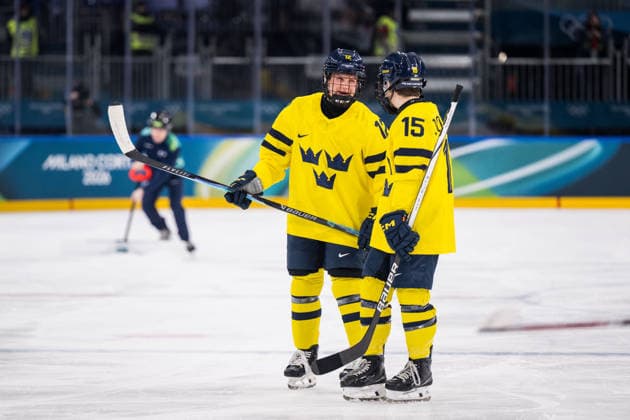 260213 Maja NylÃ n Persson and Lisa Johansson of Sweden in the women s Ice hockey, Eishockey quarter final between Sweden and Czech Republic during day 7 of the 2026 Winter Olympics on February 13, 2026 in Milan. Photo: Emma Wallskog BILDBYRAN kod EW EW0632 ishockey ice hockey Olympic Games, Olympische Spiele, Olympia, OS olympics winter olympics os ol olympiska spel vinter-os olympiske leker milano cortina 2026 milan cortina 2026 milano cortina 2026 olympic games milano cortina 2026 winter olympic games milano cortina-os milano cortina-ol vinter-ol 7 bbeng sverige sweden dam tjeckien czech republic quarter final kvartsfinal *** 260213 Maja NylÃ n Persson and Lisa Johansson of Sweden in the women s ice hockey quarter final between Sweden and Czech Republic during day 7 of the 2026 Winter Olympics on February 13, 2026 in Milan Photo Emma Wallskog BILDBYRAN kod EW EW0632 ishockey ice hockey olympic games olympics winter olympics os ol olympiska spel vinter os olympiske leker milano cortina 2026 milan cortina 2026 milano cortina 2026 olympic games milano cortina 2026 winter olympic games milano cortina os milano cortina ol vinter ol 7 bbeng sverige sweden dam tjeckien czech republic quarter final kvartsfinal  Copyright: EMMAxWALLSKOG BB260213EW094
