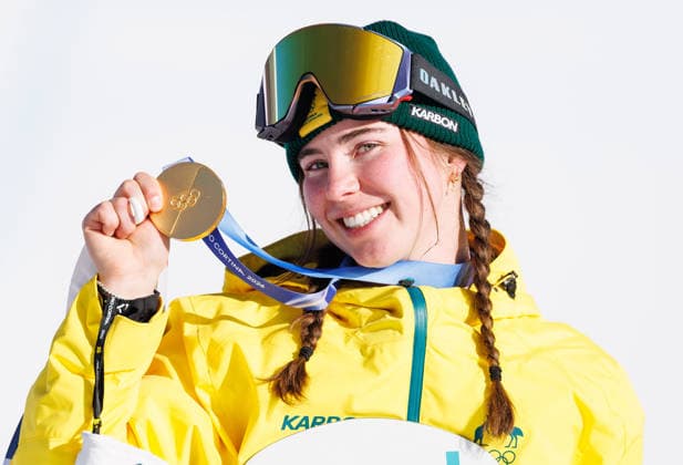 OLYMPICS - Winter Olympic Games, Olympische Spiele, Olympia, OS Milano Cortina 2026 LIVIGNO,ITALY,13.FEB.26 - OLYMPICS, SNOWBOARD - Winter Olympic Games Milano Cortina 2026, Snowboard Cross, women, final, medal ceremony. Image shows Josie Baff (AUS). Keywords: medal.  GEPAxpictures xHaraldxSteiner