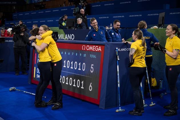 260213 Anna Hasselborg, Sara McManus, Sofia Scharback and Agnes Knochenhauer of Sweden celebrate after competing in a women s round robin curling match between Denmark and Sweden during day 7 of the 2026 Winter Olympics on February 13, 2026 in Cortina. Photo: Joel Marklund BILDBYRAN kod JM JM0791 bbeng curling Olympic Games, Olympische Spiele, Olympia, OS olympics winter olympics os ol olympiska spel vinter-os olympiske leker milano cortina 2026 milan cortina 2026 milano cortina 2026 olympic games milano cortina 2026 winter olympic games milano cortina-os milano cortina-ol vinter-ol dam sverige danmark jubel *** 260213 Anna Hasselborg, Sara McManus, Sofia Scharback and Agnes Knochenhauer of Sweden celebrate after competing in a women s round robin curling match between Denmark and Sweden during day 7 of the 2026 Winter Olympics on February 13, 2026 in Cortina Photo Joel Marklund BILDBYRAN kod JM JM0791 bbeng curling olympic games olympics winter olympics os ol olympiska spel vinter os olympiske leker milano cortina 2026 milan cortina 2026 milano cortina 2026 olympic games milano cortina 2026 winter olympic games milano cortina os milano cortina ol vinter ol dam sverige danmark jubel  Copyright: JOELxMARKLUND BB260213JM090