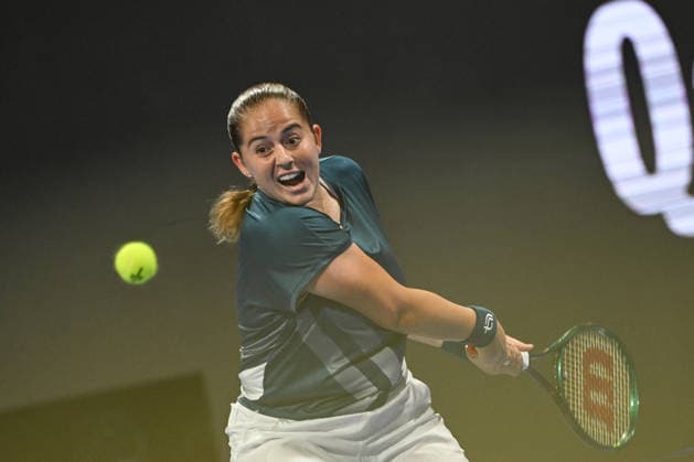 Qatar TotalEnergies Open 2026 - Day Six DOHA, QATAR FEBRUARY 13: Jelena Ostapenko of Latvia competes against Victoria Mboko of Canada in the semifinal on Day Six of the Qatar TotalEnergies Open, part of the Hologic WTA, Tennis Damen Tour, at the Khalifa International Tennis and Squash Complex on February 13, 2026 in Doha, Qatar. Doha Qatar  Copyright: xArturxWidakx originalFilename:widak-qatartot260213_npCW4.jpg