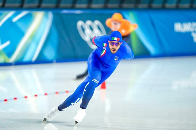 2026-02-13 - Milano Cortina 2026 Winter Olympics 10000m Men MILAN, ITALY - FEBRUARY 13: Jorrit Bergsma of Netherlands, Davide Ghiotto of Italy during the 10000m Men on the Milano Cortina 2026 Winter Olympics at the Milano Speed skating, Eisschnelllauf Arena on February 13, 2026 in Milan, Italy Milan Milano Speed Skating Arena Italy Content not available for redistribution in The Netherlands directly or indirectly through any third parties. Copyright: xAndrexWeeningx
