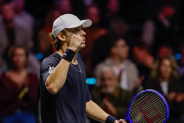 Alex de Minaur in action against Botic van de Zandschulp ABN AMRO Open, Day 5, Day Five, ABN AMRO Open, Rotterdam Ahoy, February 13, 2026, Rotterdam, Netherlands.