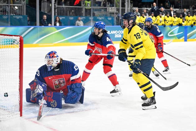 MILAN, ITALY 20260213 Sweden s Lisa Johansson celebrates after Hanna Svensson s 0-1 goal during Friday s quarterfinal match in the women s Ice hockey, Eishockey between the Czech Republic and Sweden at the Rho ice hockey arena during the Milan Olympics. *** The image is included in the SPORTS PACKAGE. For others PAYMENT IMAGE *** MILANO ITALY x10070x *** MILAN, ITALY 20260213 Sweden s Lisa Johansson celebrates after Hanna Svensson s 0 1 goal during Friday s quarterfinal match in the women s ice hockey between the Czech Republic and Sweden at the Rho ice hockey arena during the Milan Olympics The image is included in the SPORTS PACKAGE For others PAYMENT IMAGE MILANO ITALY x10070x  Copyright: xJessicaxGow TTx 2026 OLYMPICS ICE HOCKEY CZECH REPUBLIC-SWEDEN