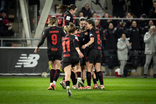Womens Soccer Bundesliga Bayer 04 Leverkusen 1 FC Köln, 13 02 2026 Goal celebration after the 2 0 by Sofie Zdebel Bayer 04 Leverkusen, 16 Bayer 04 Leverkusen 1 FC Köln on matchday 18 of the Google Pixel Womens Bundesliga on 13 02 2026 at Ulrich Haberland Stadium in Leverkusen North Rhine-Westphalia DFL REGULATIONS PROHIBIT ANY USE OF PHOTOGRAPHS AS IMAGE SEQUENCES AND OR QUASI VIDEO Copyright: xBEAUTIFULxSPORTS AxelxKohringx