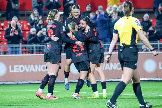13 02 2026, xsscx, Frauen Fussball, Bayer 04 Leverkusen 1 FC Koeln, 1 Fussball Bundesliga, 18 Spieltag, Ulrich Haberland Stadion, Saison 2025 2026 Torjubel nach dem Tor zum 1 0 durch Torschützin Vanessa Fudalla Bayer 04 Leverkusen 21 DFB regulations prohibit any use of photographs as image sequences and or quasi video Photo xSandraxScherningxPressefotoKochx Nordrhein Westfalen Germany