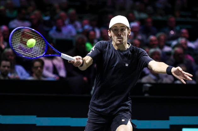 ABN AMRO Open 2026 - Quarter Finals Alex de Minaur of Australia spotted in action during the tennis game at the Men s Single category, a match against Botic van de Zandschulp of the Netherlands at the indoor ATP500 tournament ABN AMRO Open 2026 in Ahoy arena venue. Rotterdam, the Netherlands on February 13, 2026 Rotterdam Netherlands  Copyright: xNicolasxEconomoux originalFilename:economou-notitle260213_np45i.jpg