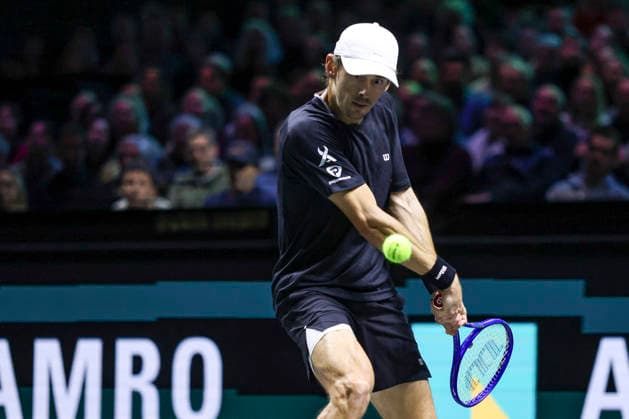 ABN AMRO Open 2026 - Quarter Finals Alex de Minaur of Australia spotted in action during the tennis game at the Men s Single category, a match against Botic van de Zandschulp of the Netherlands at the indoor ATP500 tournament ABN AMRO Open 2026 in Ahoy arena venue. Rotterdam, the Netherlands on February 13, 2026 Rotterdam Netherlands  Copyright: xNicolasxEconomoux originalFilename:economou-notitle260213_npgA2.jpg