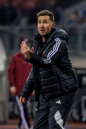 Nuremberg, Germany February 13, 2026 2 Liga 2025 2026 1 FC Nuremberg vs Karlsruher SC In the picture coach Miroslav Klose FCN gesticulates on the pitch DFL regulations prohibit any use of photographs as image sequences and or quasi video Max Morlock Stadion Bayern Copyright: xFotostandx xSchäferx