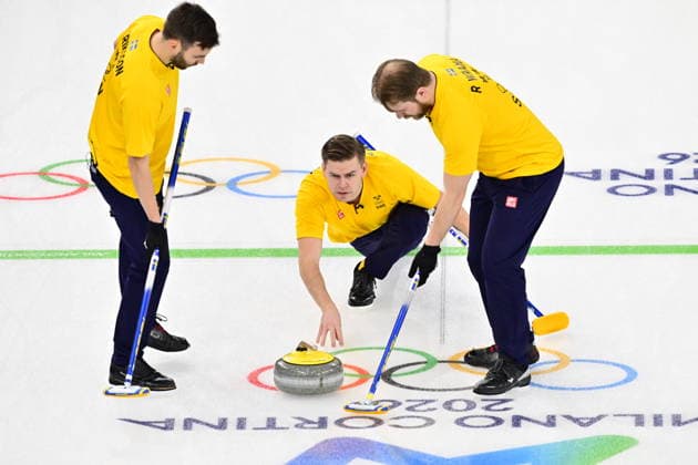 CORTINA, ITALY 20260213 Team Edin with Christoffer Sundgren, Rasmus Wrana, skipper Nilkas Edin and Oskar Eriksson during the men s group stage match between Canada and Sweden in the Olympic curling in Cortina. *** The image is included in the SPORTS PACKAGE. For others PAYMENT IMAGE ** CORTINA ITALY x10030x *** CORTINA, ITALY 20260213 Team Edin with Christoffer Sundgren, Rasmus Wrana, skipper Nilkas Edin and Oskar Eriksson during the men s group stage match between Canada and Sweden in the Olympic curling in Cortina The image is included in the SPORTS PACKAGE For others PAYMENT IMAGE CORTINA ITALY x10030x  Copyright: xJonasxEkströmer TTx 2026 MEN S CURLING OLYMPICS CANADA-SWEDEN