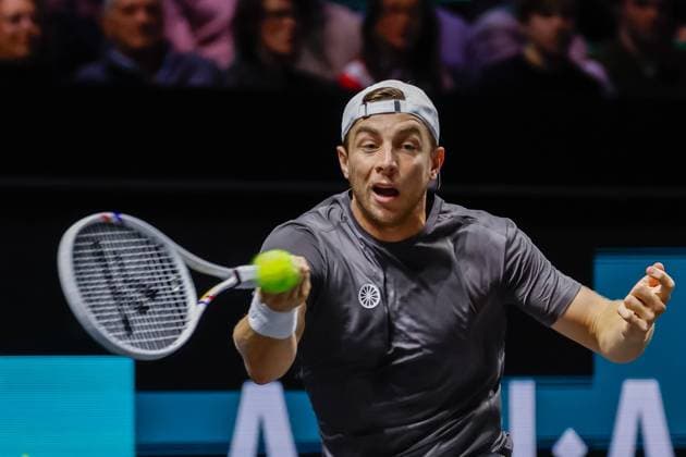 Tallon Griekspoor in action against Felix Auger Aliassime ABN AMRO Open, Day 5, Day Five, ABN AMRO Open, Rotterdam Ahoy, February 13, 2026, Rotterdam, Netherlands.