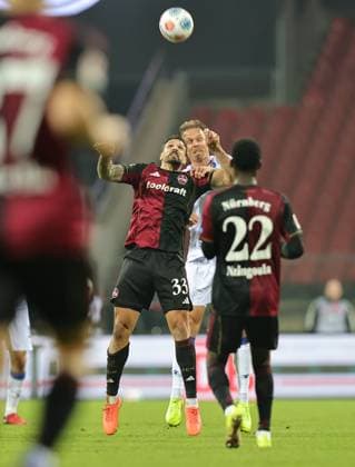 13 02 2026 Soccer Season 2025 2026 2 Soccer Bundesliga 22 Matchday 1 FC Nürnberg FCN Club Karlsruher SC KSC Sportfoto Zink DaMa xdaxmax DFL regulations prohibit any use of photographs as image sequences and or quasi video only for editorial use Adriano Grimaldi 33, 1 FC Nürnberg FCN in header duel with Marcel Franke 28, Karlsruher SC KSC