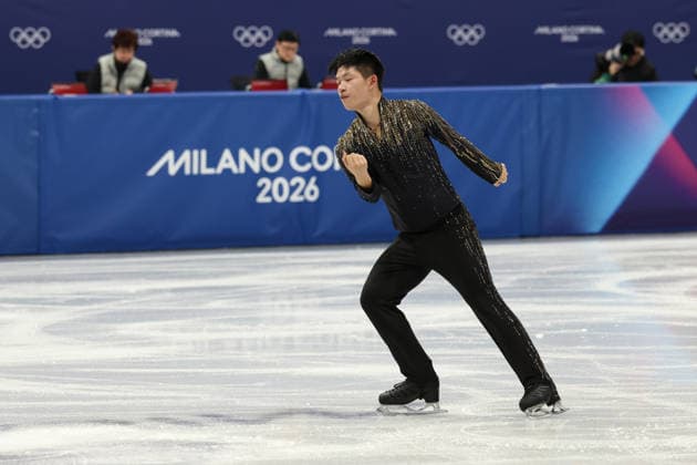 February 13, 2026, Milan, Lombardy, Italy: LI Yu-Hsiang of Chinese Taipei skates his Free Skating program in the Men Single Skating of the Figure skating, Eiskunstlauf at the Milano Cortina 2026 Winter Olympic Games, Olympische Spiele, Olympia, OS Milan Italy - ZUMAc179 20260213_oly_c179_175 Copyright: xMickaelxChavetx