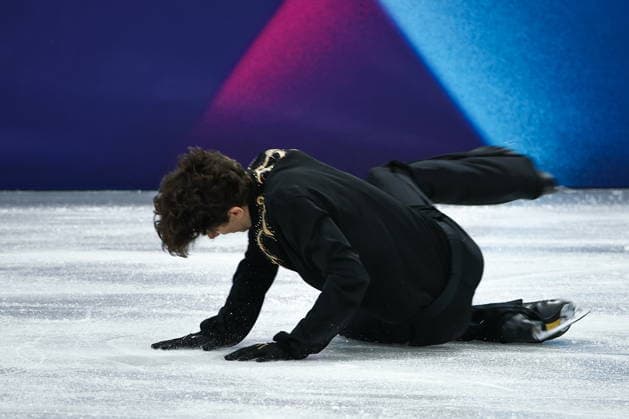 ITALY, MILAN - FEBRUARY 13, 2026: Figure skater Adam Hagara of Slovakia performs during the men s free skating event at the 2026 Winter Olympic Games, Olympische Spiele, Olympia, OS at Milano Ice Skating Arena 2026 Winter Olympics: Figure skating, Eiskunstlauf  - ZUMAt113 20260213_zaa_t113_595 Copyright: xMikhailxTereshchenkox