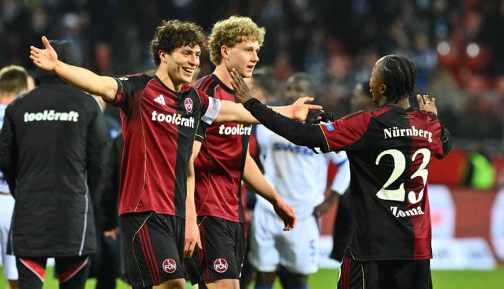 13 02 2026 Soccer Season 2025 2026 2 Soccer Bundesliga 22 Matchday 1 FC Nürnberg FCN Club Karlsruher SC KSC Sportfoto Zink xwoxzix DFL regulations prohibit any use of photographs as image sequences and or quasi video only for editorial use Fabio Gruber 4, 1 FC Nürnberg FCN Mohamed Ali Zoma 23, 1 FC Nürnberg FCN Jubel Freude nach Spielende