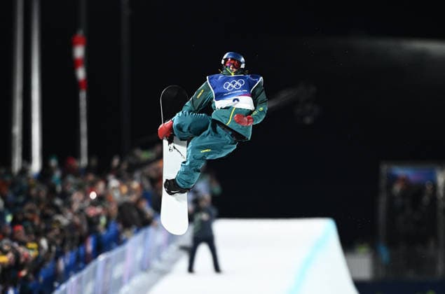 2026 WINTER Olympic Games, Olympische Spiele, Olympia, OS Scotty James of Australia during the 2nd run of Men™s Snowboard Halfpipe Final at the Livigno Snow Park on day 7 of the 2026 Milano Cortina Winter Olympic Games in Italy, Friday, February 13, 2026. ( NO ARCHIVING, EDITORIAL USE ONLY MILANO LOMBARDY ITALY  Copyright: xDANxHIMBRECHTSx 20260214148942124813