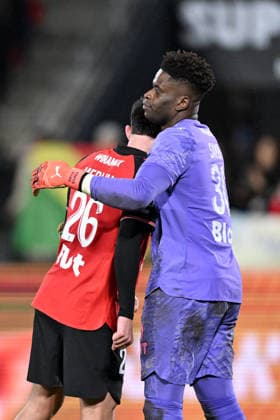Stade Rennais FC v Paris Saint-Germain - Ligue 1 McDonald s 2025 2026 30 Brice SAMBA (srfc) during the Ligue 1 McDonald s match between Rennes and Paris at Roazhon Park on February 13, 2026 in Rennes, France. Rennes France  Copyright: xFEPx 776348291