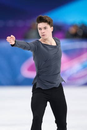 Winter Olympics - Men s Singles Free Skating Maxim Naumov of Team United States competes in the Men s Singles Free Figure skating, Eiskunstlauf event on day seven of the Milano Cortina 2026 Winter Olympic Games, Olympische Spiele, Olympia, OS at Milano Ice Skating Arena on February 13, 2026 in Milan, Italy. Photo by Alexis Jumeau ABACAPRESS.COM Milan Italy  Copyright: xJumeauxAlexis ABACAx