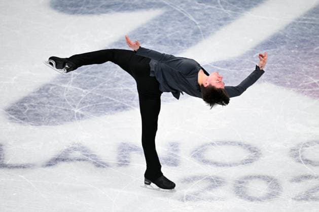 Winter Olympics - Men s Singles Free Skating Maxim Naumov of Team United States competes in the Men s Singles Free Figure skating, Eiskunstlauf event on day seven of the Milano Cortina 2026 Winter Olympic Games, Olympische Spiele, Olympia, OS at Milano Ice Skating Arena on February 13, 2026 in Milan, Italy. Photo by JMP ABACAPRESS.COM Milan Italy  Copyright: xJMP ABACAx