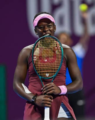 WTA, Tennis Damen QATAR OPEN 2026-SEMIFINAL Victoria Mboko of Canadacompetes in her women s singles semifinal match against Jelena Ostapenko of Latvia during the WTA Qatar TotalEnergies Open 2026 tennis tournament at the Khalifa International Tennis Complex in Doha, Qatar, on February 13, 2026. ¨ DOHA Qatar Copyright: xNOUSHADx