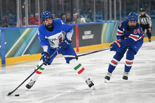 DELLA ROVERE Kristin (ITA) hit during Women s Ice hockey, Eishockey - USA vs Italia, Olympic Winter games, Winterspiele,Spiele, Summer games Milano-Cortina 2026 in Milano, Italy, February 13 2026  Copyright: xFilippoxTomasi IPAxSportx xipa-agency.netx xx IPA_71458152 IPA_Agency_IPA71458152