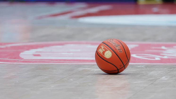 In the picture A basketball on the Wuerzburg court 13 02 2026, Fitness First Wuerzburg Baskets vs MLP Academics Heidelberg, easyCredit BBL, Matchday 20, Germany, 97072, tectake Arena Wuerzburg, Copyright: HMBxMedia xJulienxBecker