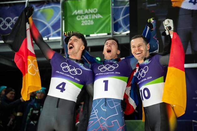 Sport Bilder des Tages MILANO CORTINA 2026 - OLYMPISCHE WINTERSPIELE - CORTINA D™AMPEZZO - SKELETON HERREN ** NUR FÜR REDAKTIONELLE ZWECKE ** EDITORIAL USE ONLY **<p>13 02 2026-Cortina d™Ampezzo: Olympische Winterspiele Milano Cortina 2026 Skeleton Herren Cortina Sliding Centre Event: Lauf Nr. 2 im Foto: Matt Weston 1 (GBR) Axel Jungk 4 (GER), Christopher Grotheer 10 (GER) ( Italien Venetien Cortina d™Ampezzo Copyright: SaschaxFromm *** MILANO CORTINA 2026 OLYMPIC WINTER GAMES CORTINA D™AMPEZZO SKELETON MEN FOR EDITORIAL PURPOSES ONLY p 13 02 2026 Cortina d™Ampezzo Olympic Winter Games Milano Cortina 2026 Skeleton Men Cortina Sliding Centre Event Run No. 2 in photo Matt Weston 1 GBR Axel Jungk 4 GER , Christopher Grotheer 10 GER Italy Veneto Cortina d™Ampezzo Copyright SaschaxFromm Copyright: SaschaxFromm doc84kavap5g0z1epgkujd0 ,EDITORIAL USE ONLY