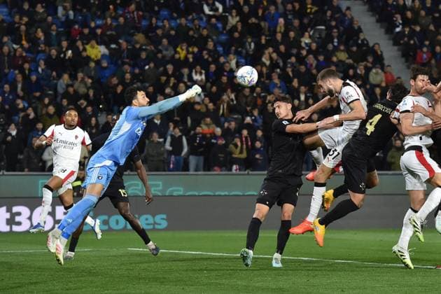 CALCIO - Serie A - Pisa SC vs AC Milan Nicolas Andrade (Pisa) saves during Pisa SC vs AC Milan, Italian soccer Serie A match in Pisa, Italy, February 13 2026 Pisa Italy  Copyright: xIPAxSport ABACAx
