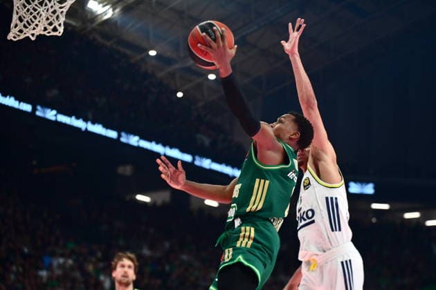 EuroLeague Basketball, Panathinaikos AKTOR Athens vs Fenerbahce Beko Istanbul - T.J. Shorts, 0 of Panathinaikos AKTOR Athens in action during the Euroleague regular season basketball match between Panathinaikos AKTOR Athens and Fenerbahce Beko Istanbul at Telekom Center Athens on February 13, 2026 in Athens, Greece. ATHENS Greece Copyright: xOnexInchxProductionsx 6851060