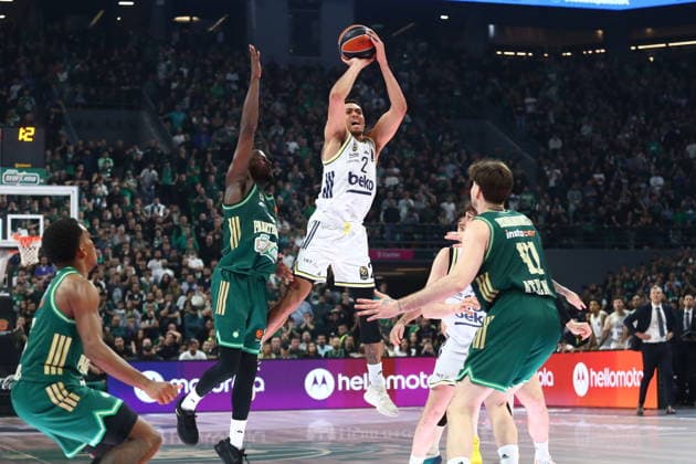 EuroLeague Basketball, Panathinaikos AKTOR Athens vs Fenerbahce Beko Istanbul - Wade Baldwin IV, 2 of Fenerbahce Beko Istanbul in actionl during the Euroleague regular season basketball match between Panathinaikos AKTOR Athens and Fenerbahce Beko Istanbul at Telekom Center Athens on February 13, 2026 in Athens, Greece. ATHENS Greece Copyright: xOnexInchxProductionsx 6851062